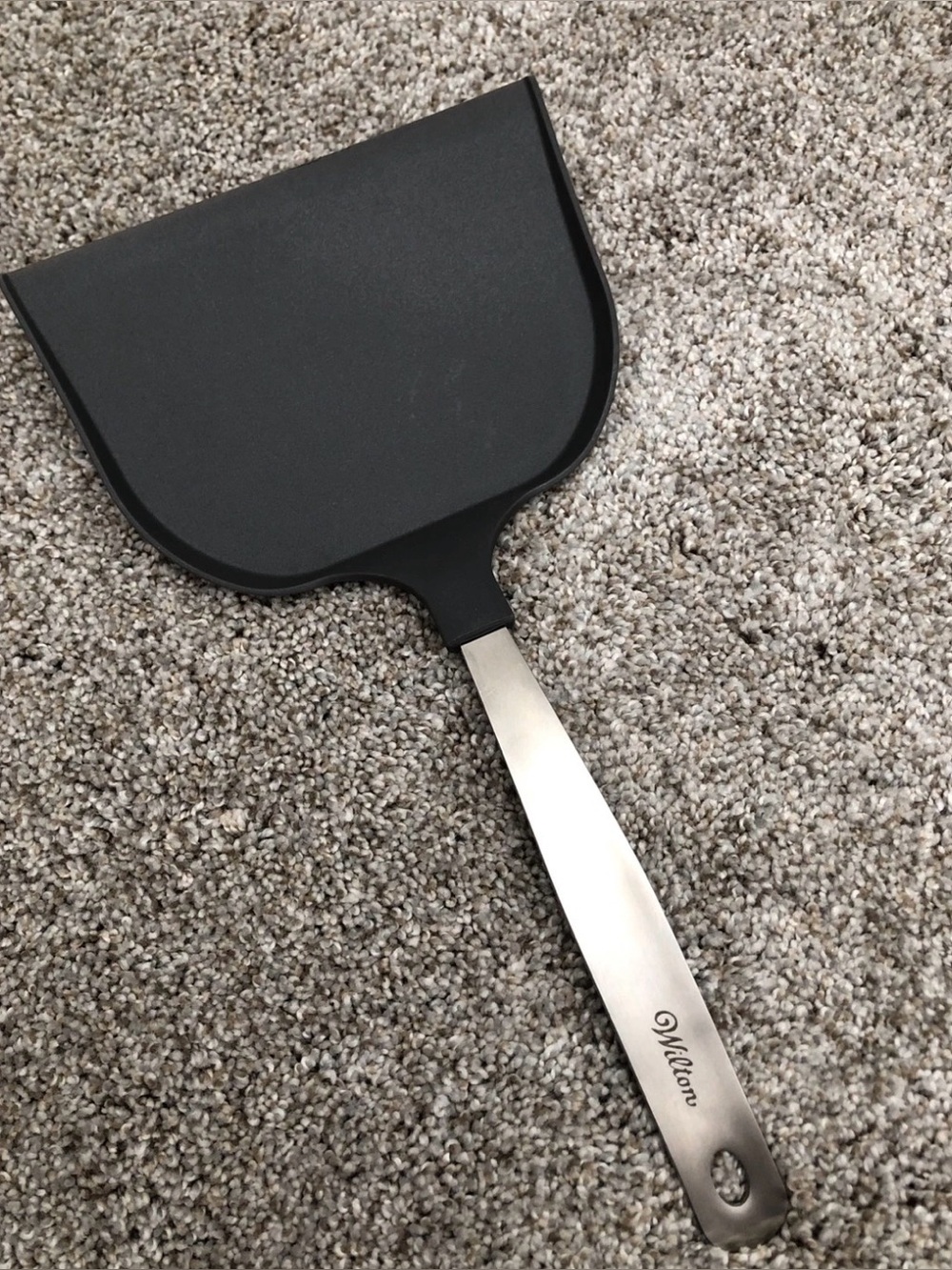 Wilton The Really Big Spatula, Grey Mega Cookie spatula Gray stainless steel han